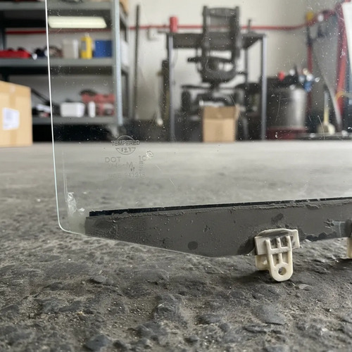 Cristal Puerta Trasera Izquierda Nissan Tsuru 1992-2017 - Image 5